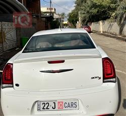 کرایسلەر 300